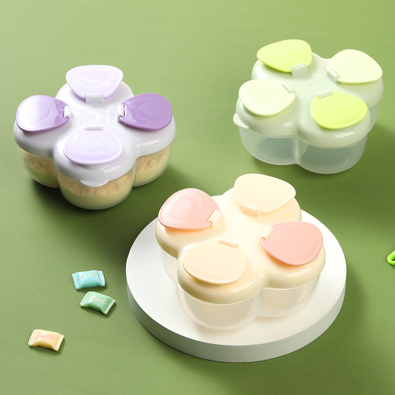 Baby Products Distributor - กระป๋องใส่สูตรนมแบบพกพา Clover 4 ช่อง, ฝาปิดแบบสัมผัสเดียว ปิดสนิท
