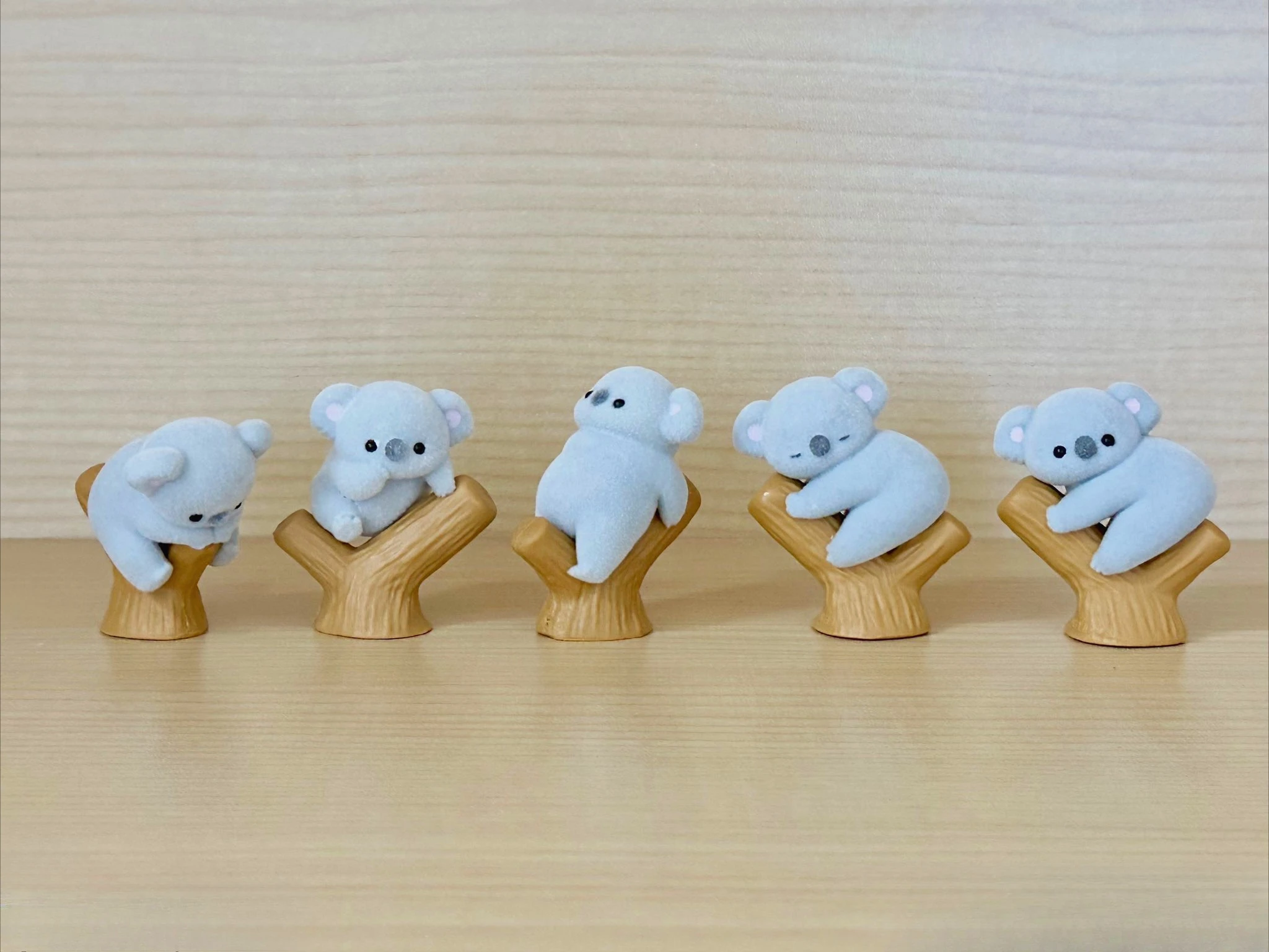 Yell แคปซูลของเล่นน่ารัก Kawai - Baby Products Toys บทวิจารณ์และราคา